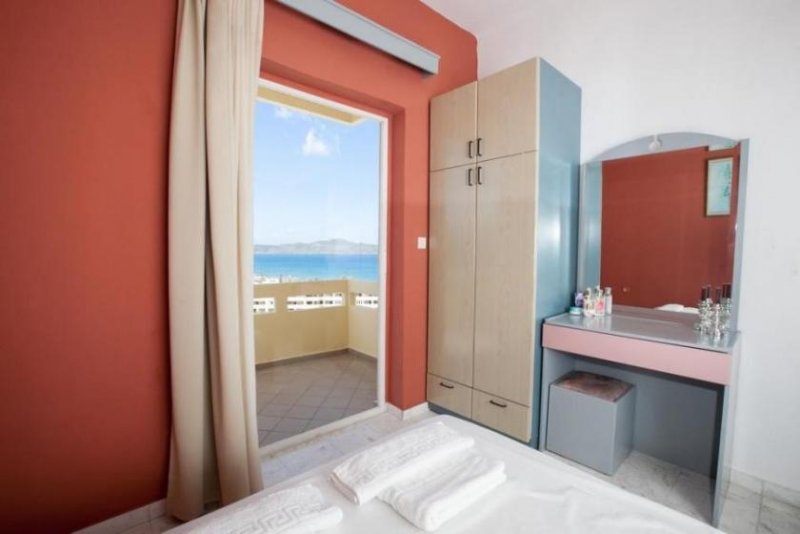 Stalos Kreta, Stalos: Hotel mit Pool und Panoramablick aufs Meer zu verkaufen Gewerbe kaufen
